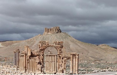 IS Dapatkan Kembali Momentum di Dekat Palmyra Ketika Pertempuran Berkecamuk di Barat Laut Suriah